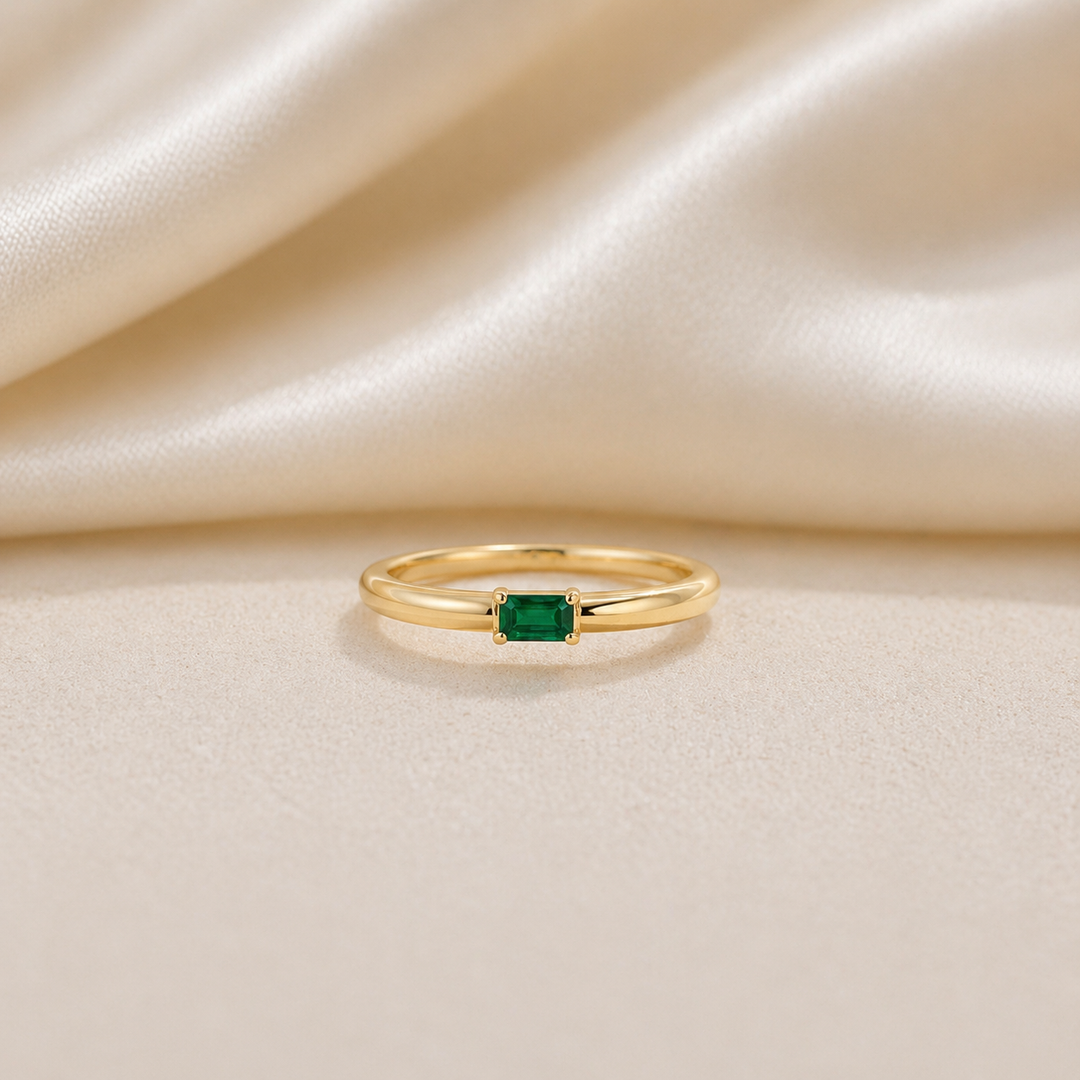 Solstice — Line Ring (Emerald)