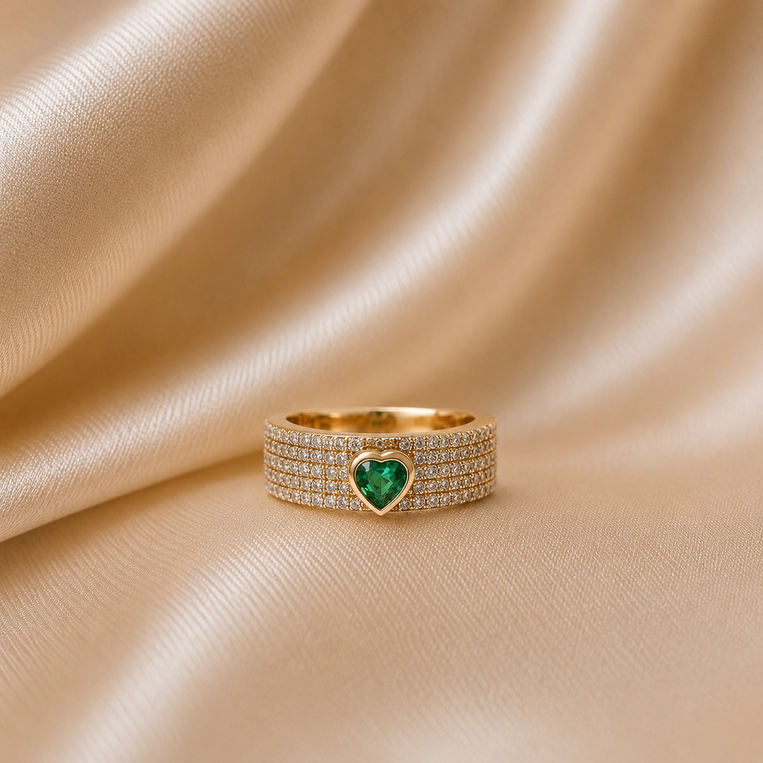 Emerald Heart Pavé Pinky Ring