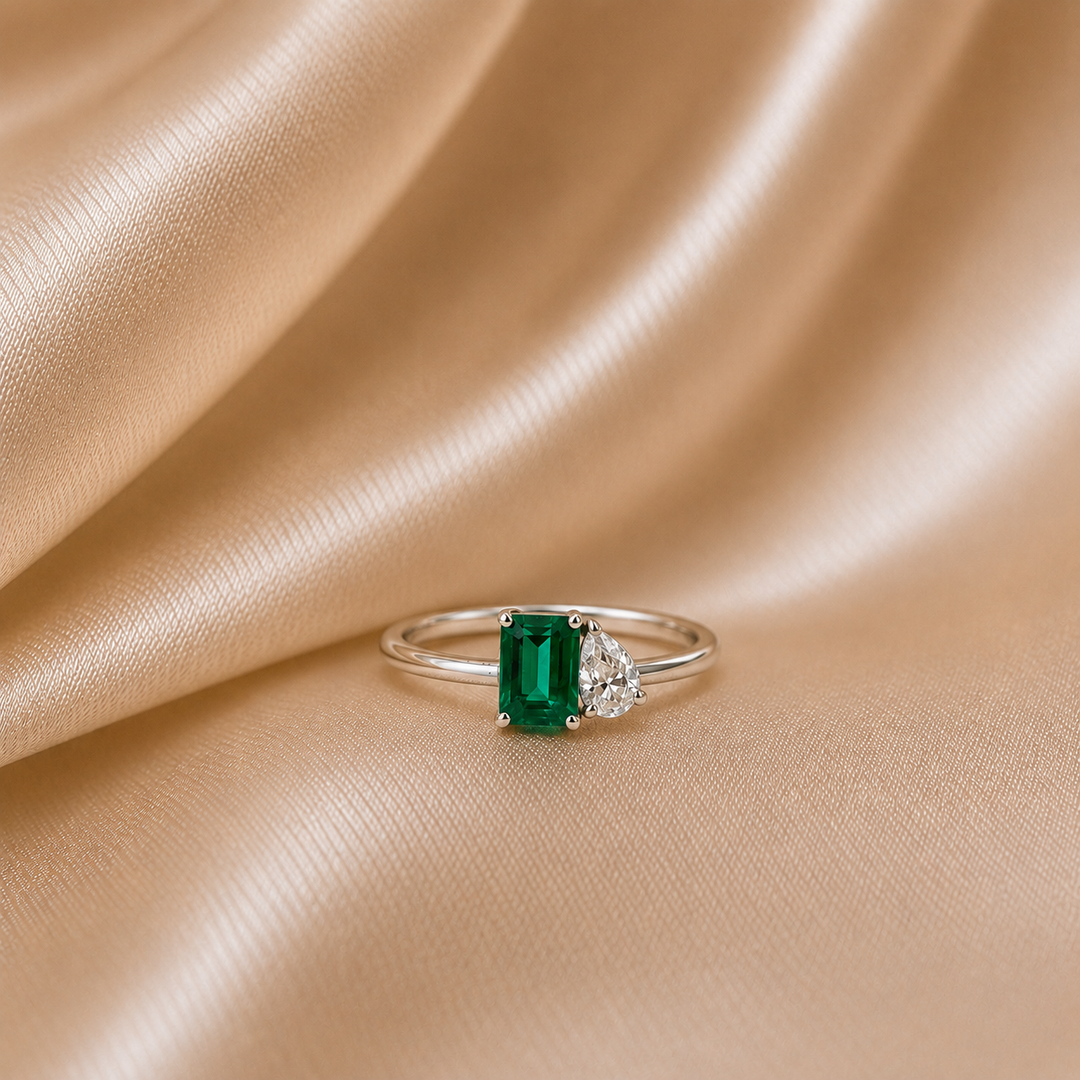 Emerald Duo Ring