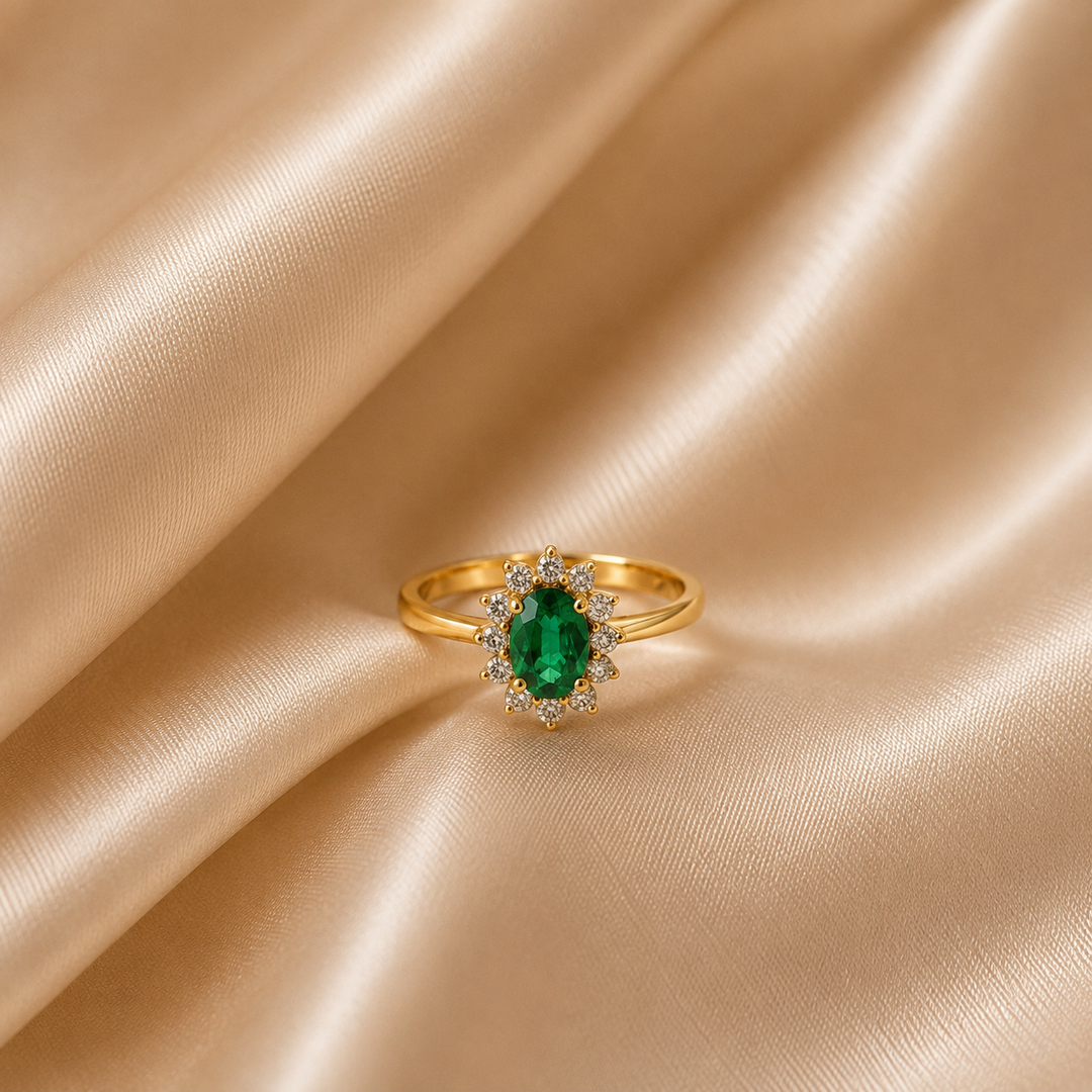 Adorala Verdelle Halo Ring